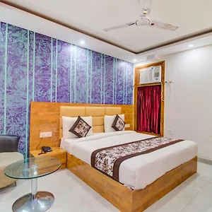 Hotel Fabhotel Gross, New Delhi