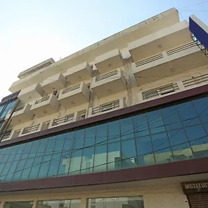 Hotel O Lakshya, New Delhi