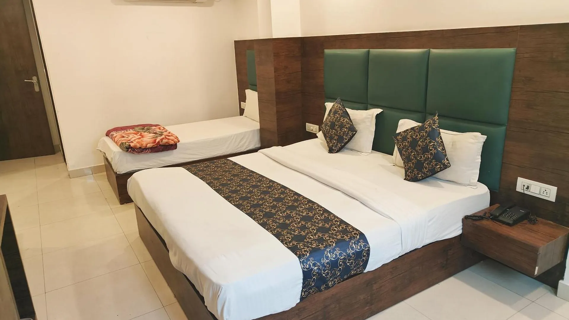 Hotel Marina Near Igi Airport New Delhi